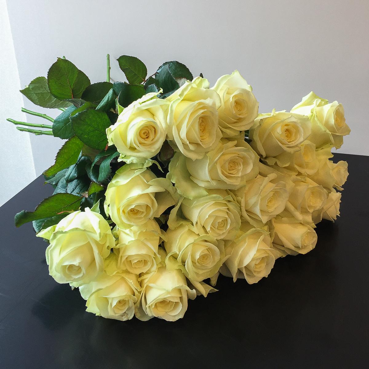 bouquet-20-roses-jaunes